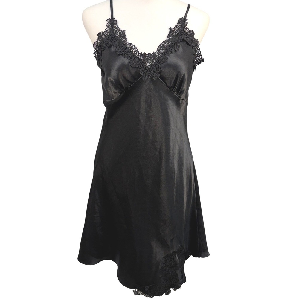 Vintage Black Lace Full Slip Lingerie Satin Nightgown Classic‎ Minimal Trad Wife